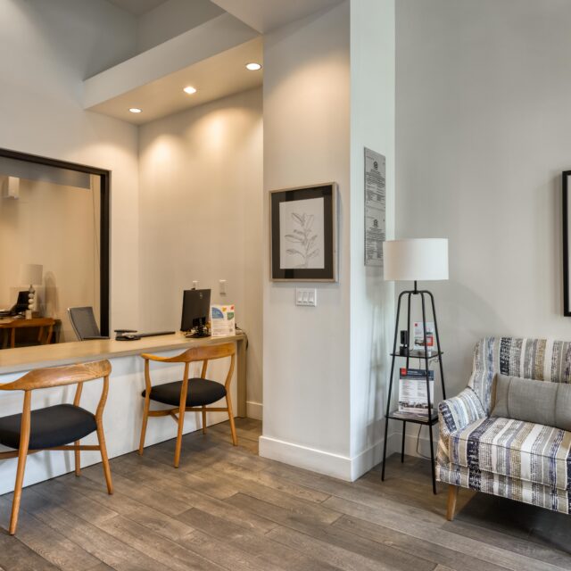 센터 스트리트 2055-12